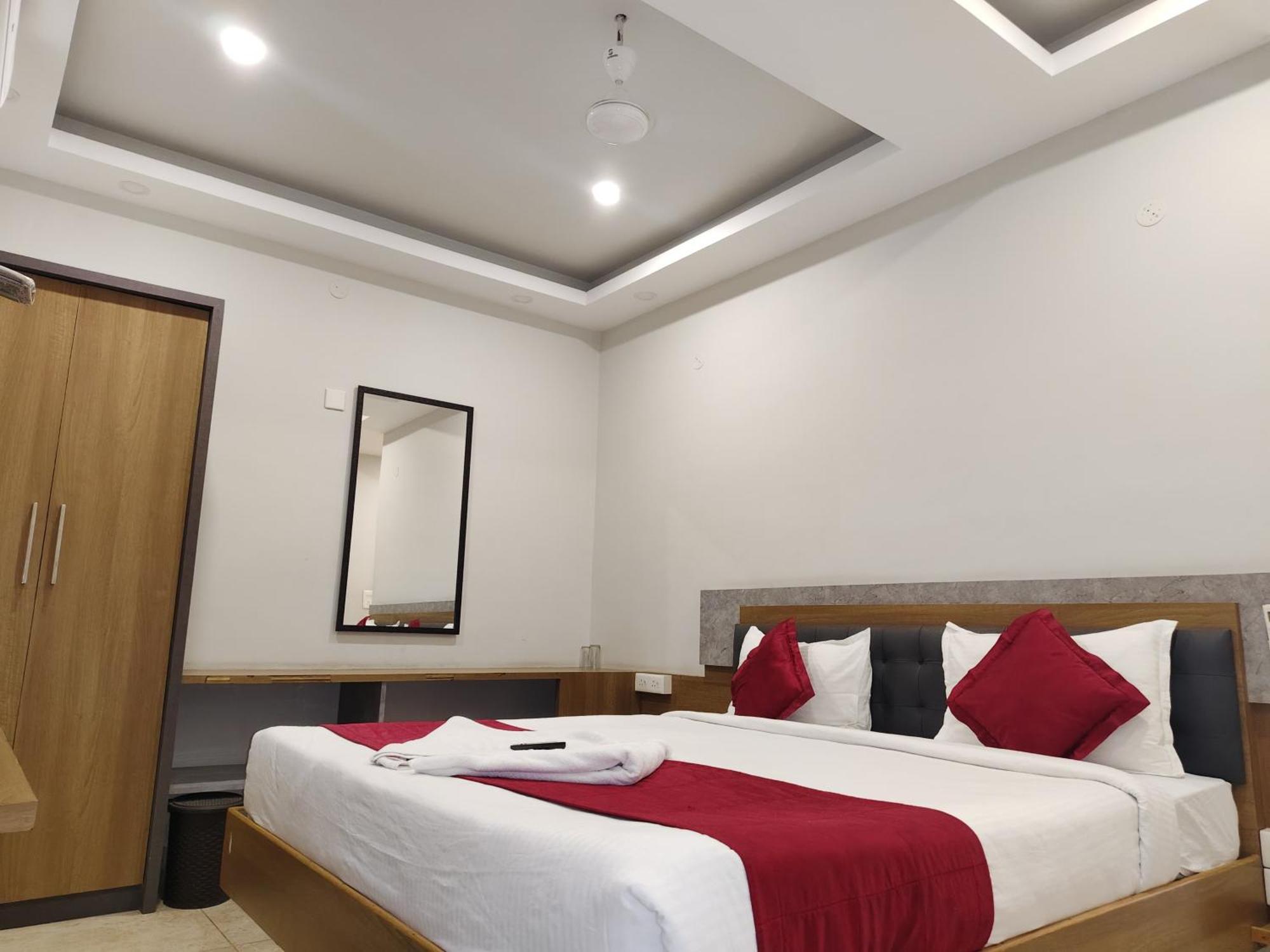 Classio Residency Pondicherry Exterior foto